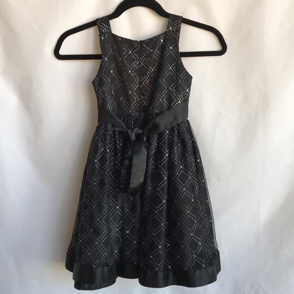 Love black tulle and satin look girl’s dress, sz 7 - Picture 4 of 8